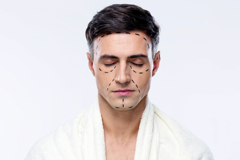 Cirugía-facial-y-estética-en-hombres-más-común-en-España-1